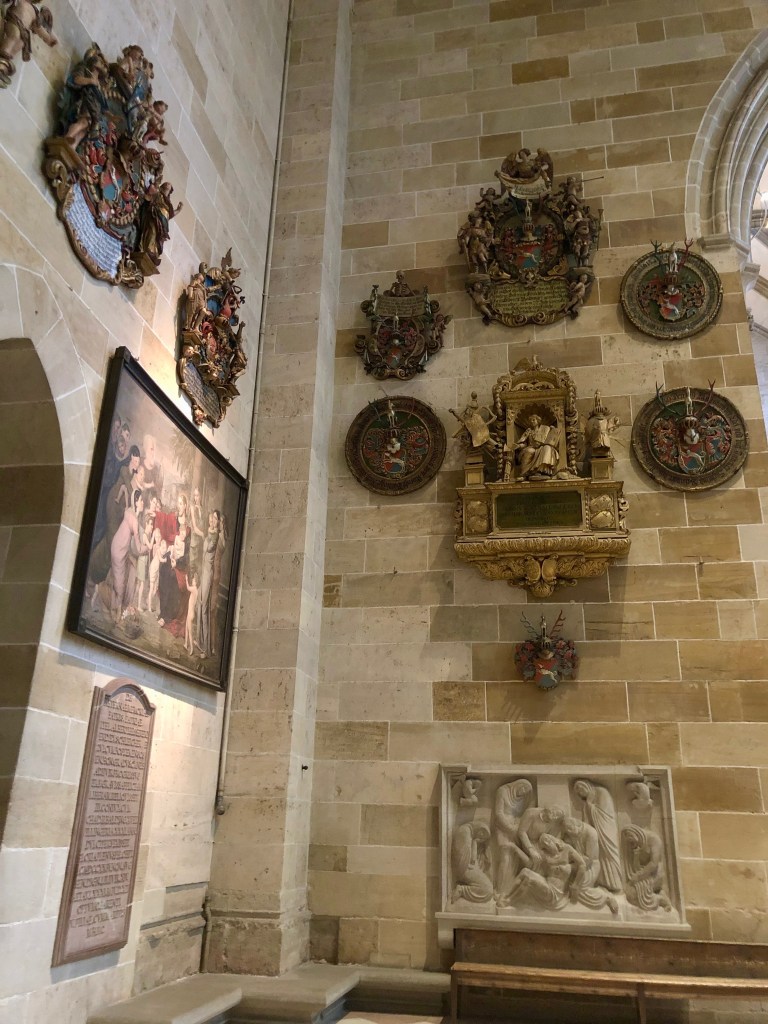 royal sigils of ulm mintser, Ulmer muenster, ulm, baden wuertemmberg