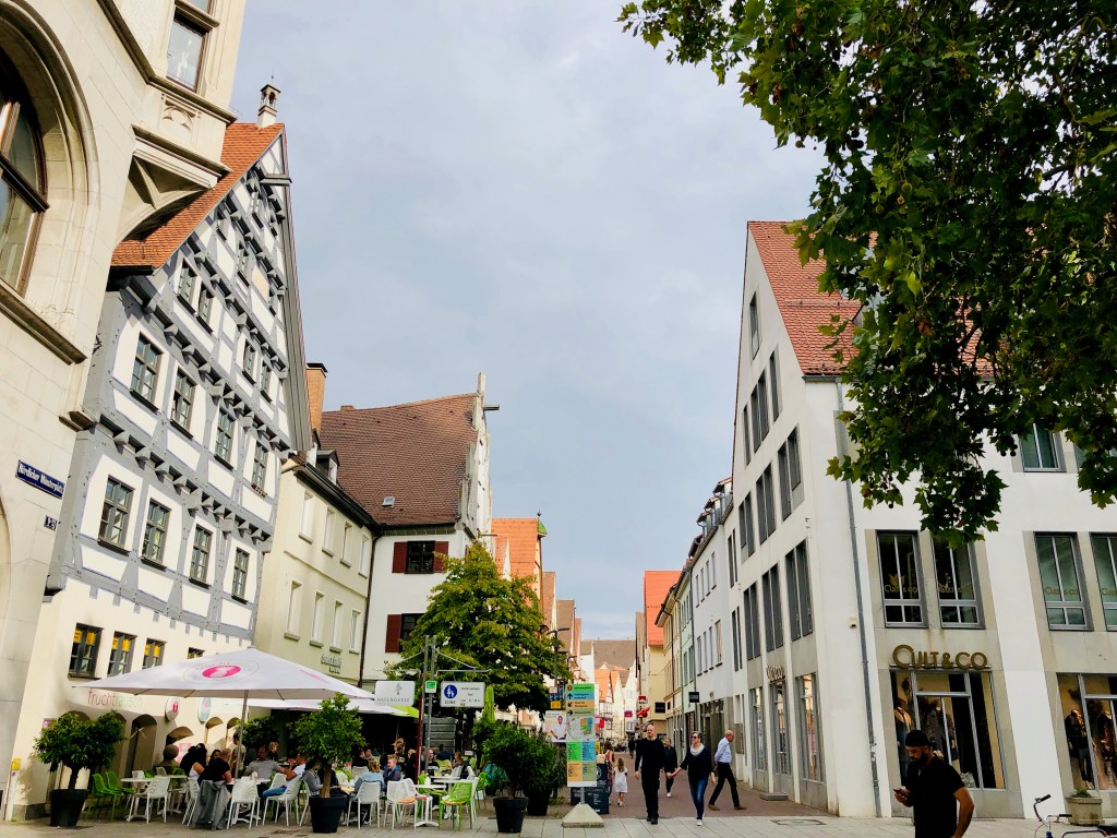 old town center ulm near ulm mintser, Ulmer muenster, ulm, baden wuertemmberg
