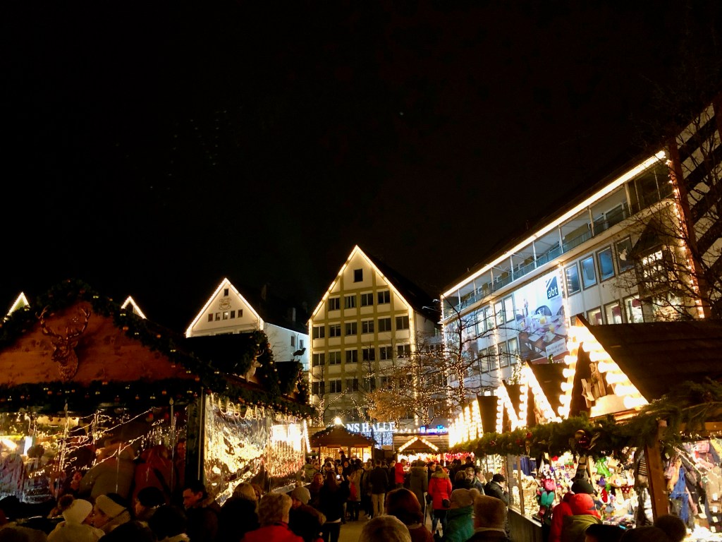 Christmas market, weinachtsmarkt ulm mintser, Ulmer muenster, ulm, baden wuertemmberg
